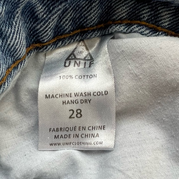 UNIF Vick Boyfriend Distressed High Rise Jeans size 28 - Picture 10 of 11